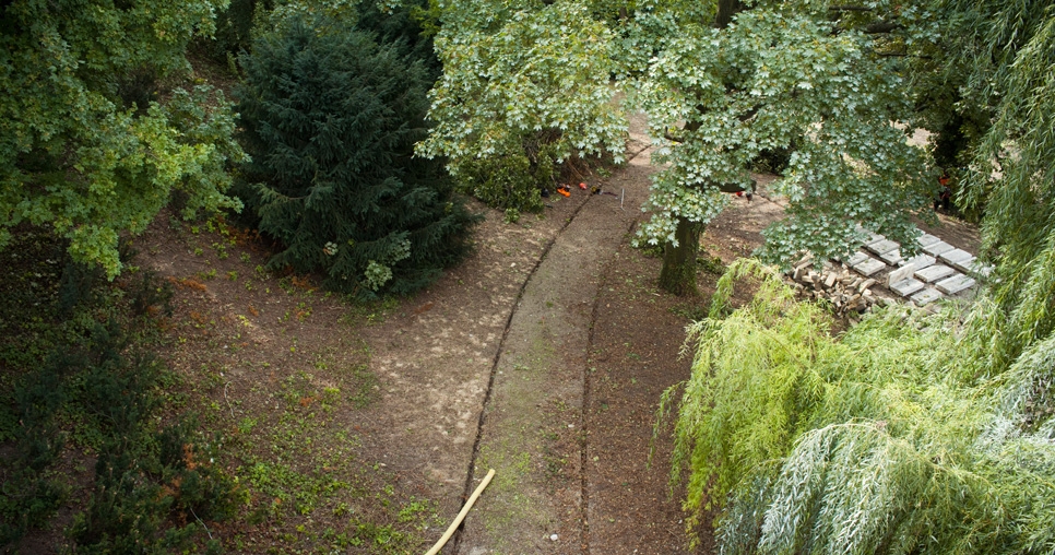 Commencement of work in the garden, 2011, photograph: David Židlický