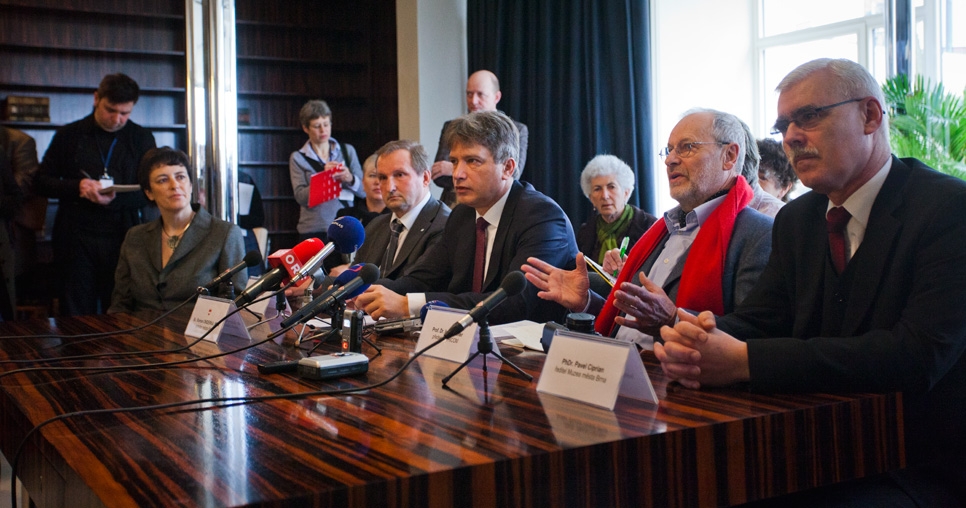 Press conference, 2012, photograph: David Židlický