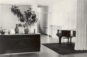 Entrance part of the main living area, 1930s, photograph: Fritz Tugendhat