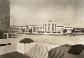 Hlavní Uměleckoprůmyslový palác, dnes pavilon A, 1928